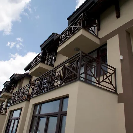 Dvori Sky View E13 - Free Private Parking