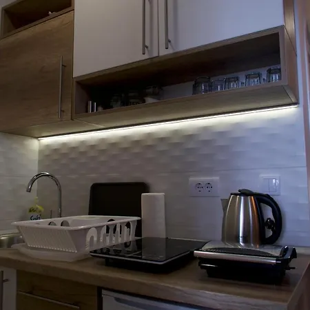 Dvori Sky View E13 - Free Private Parking 카파오닉