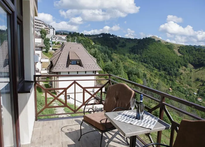 公寓 Dvori Sky View E13 - Free Private Parking *