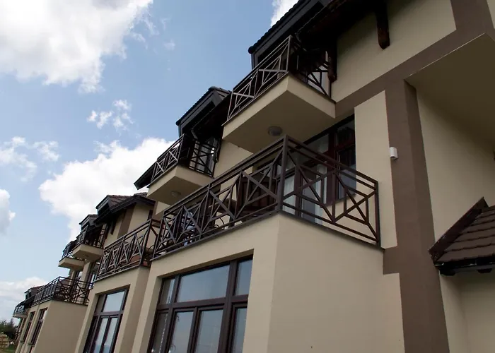 Dvori Sky View E13 - Free Private Parking